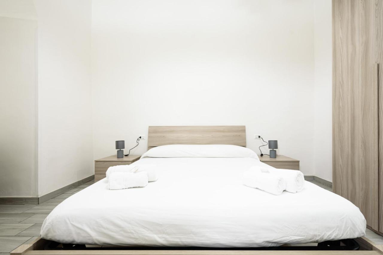 Vico Mastellone 16 Apartment Naples Luaran gambar