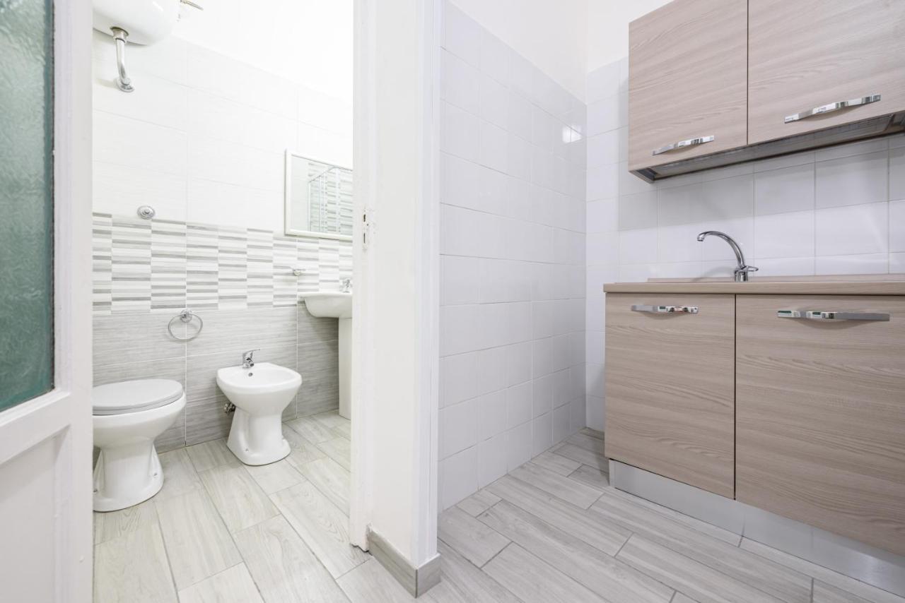 Vico Mastellone 16 Apartment Naples Luaran gambar