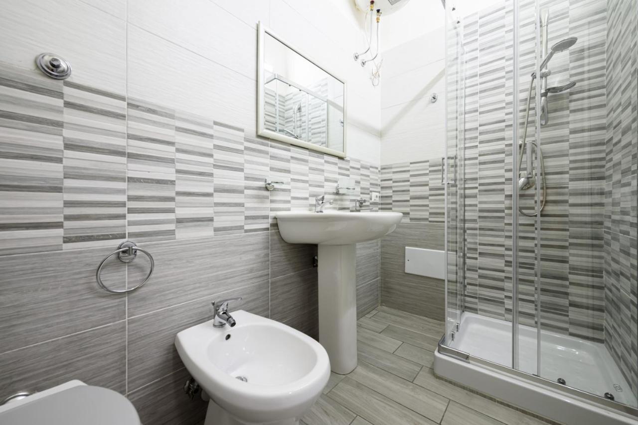 Vico Mastellone 16 Apartment Naples Luaran gambar