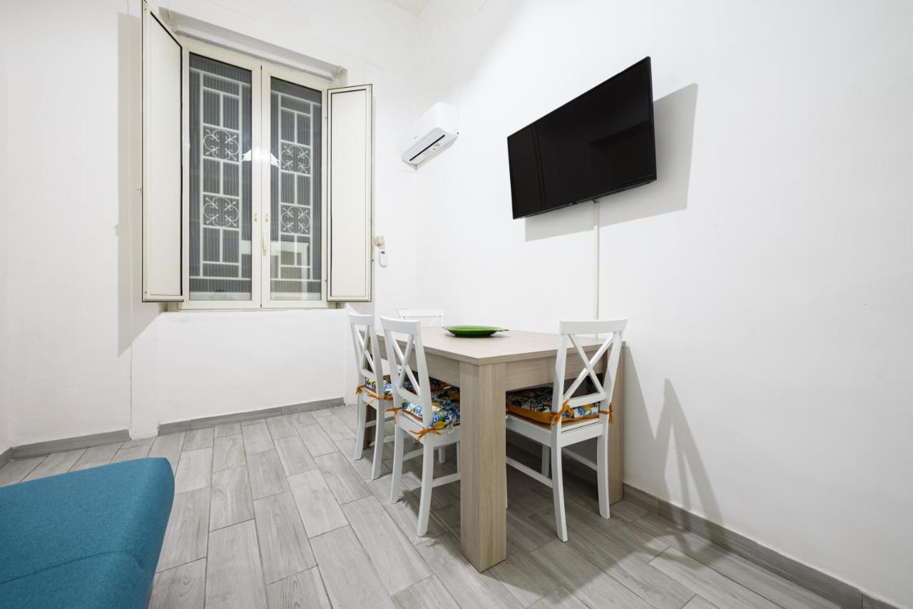 Vico Mastellone 16 Apartment Naples Luaran gambar